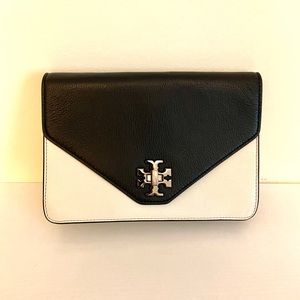 Tory Burch Clutch Black & White